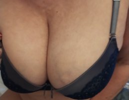 Tits2.jpg