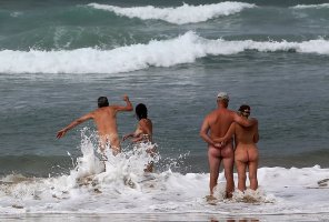 Nude beach cples 723 great.jpg