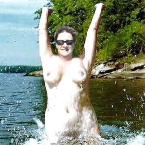 Busty mature wife skinny dipping