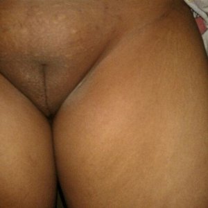 My hot wife's pussy.jpg