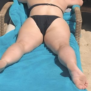 Tracy’s thick ass and thighs in her black bikini